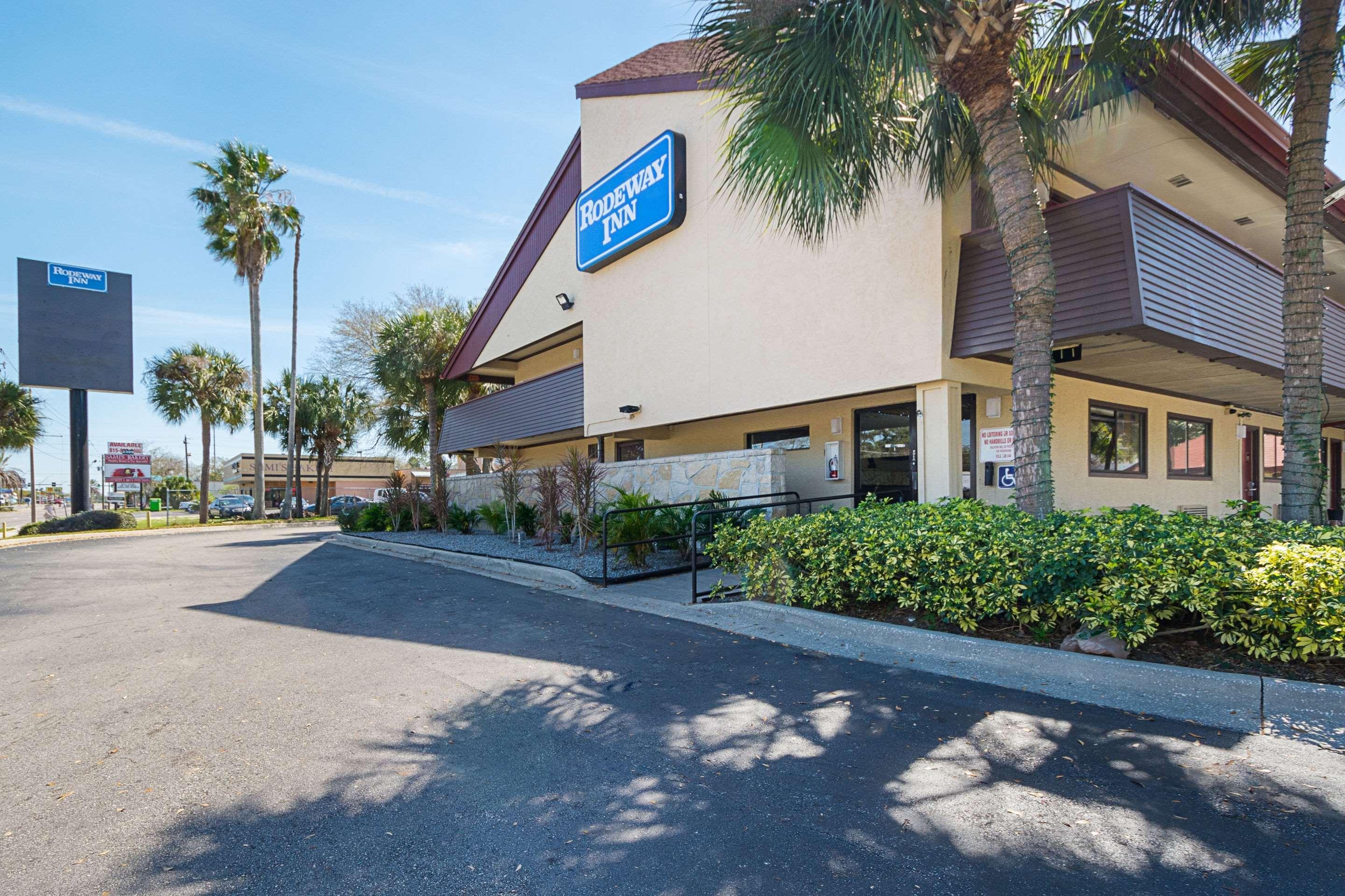 Bay Inn On Busch Tampa Luaran gambar